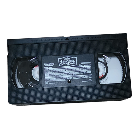 The Hunchback of Notre Dame 1997 VHS - Picture 4 of 8